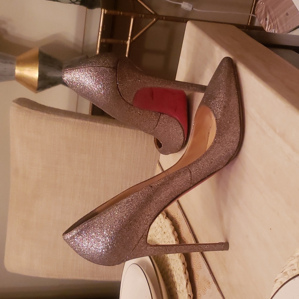 Christian Louboutin Pigalle 42